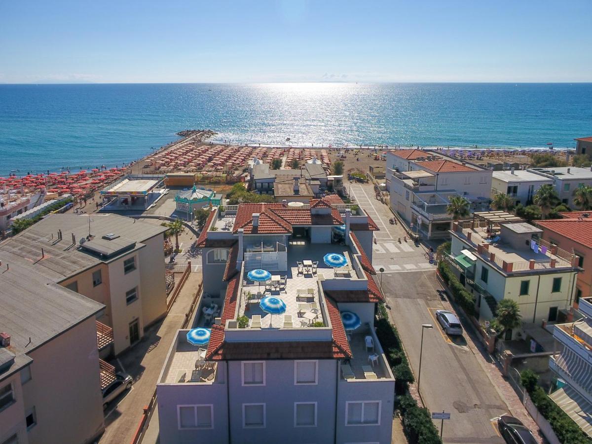 Hg Hotel Il Settebello Marina di Cecina Luaran gambar