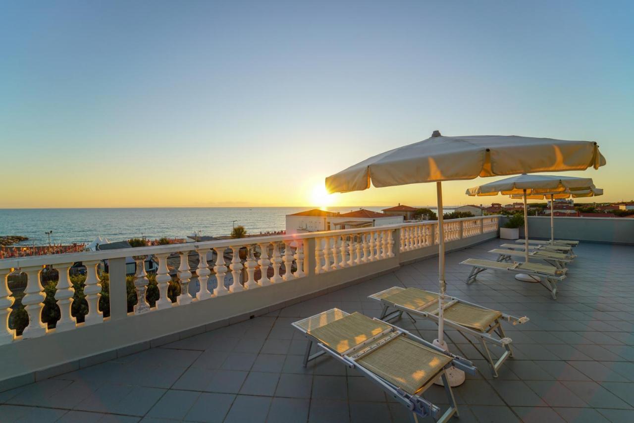 Hg Hotel Il Settebello Marina di Cecina Luaran gambar