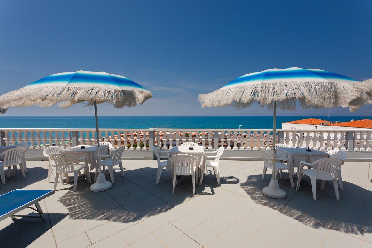 Hg Hotel Il Settebello Marina di Cecina Luaran gambar